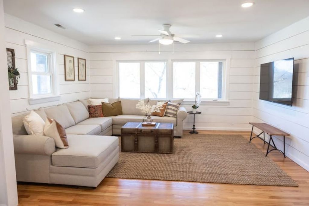 Photo of Livingroom in Boyce