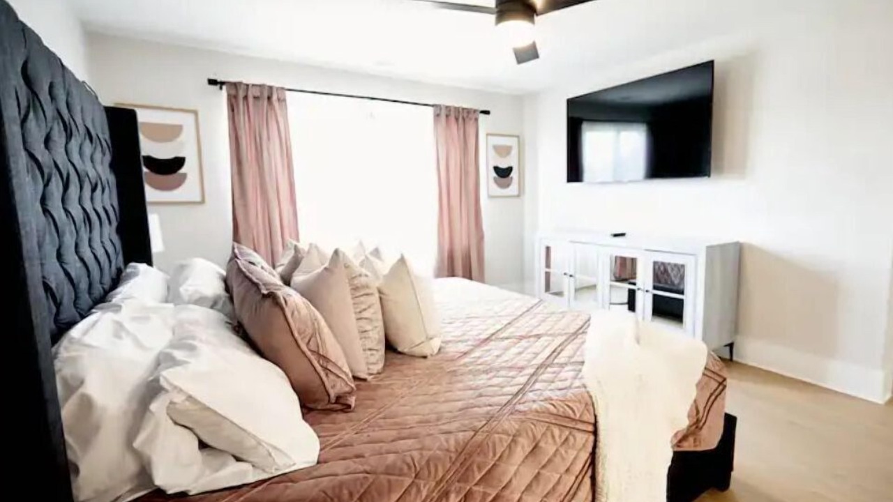 Photo of Bedroom in New Pathways
