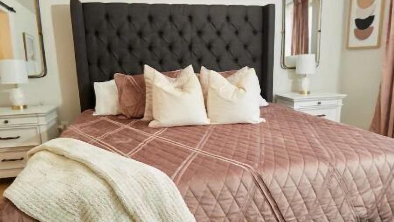 Photo of Bedroom in New Pathways