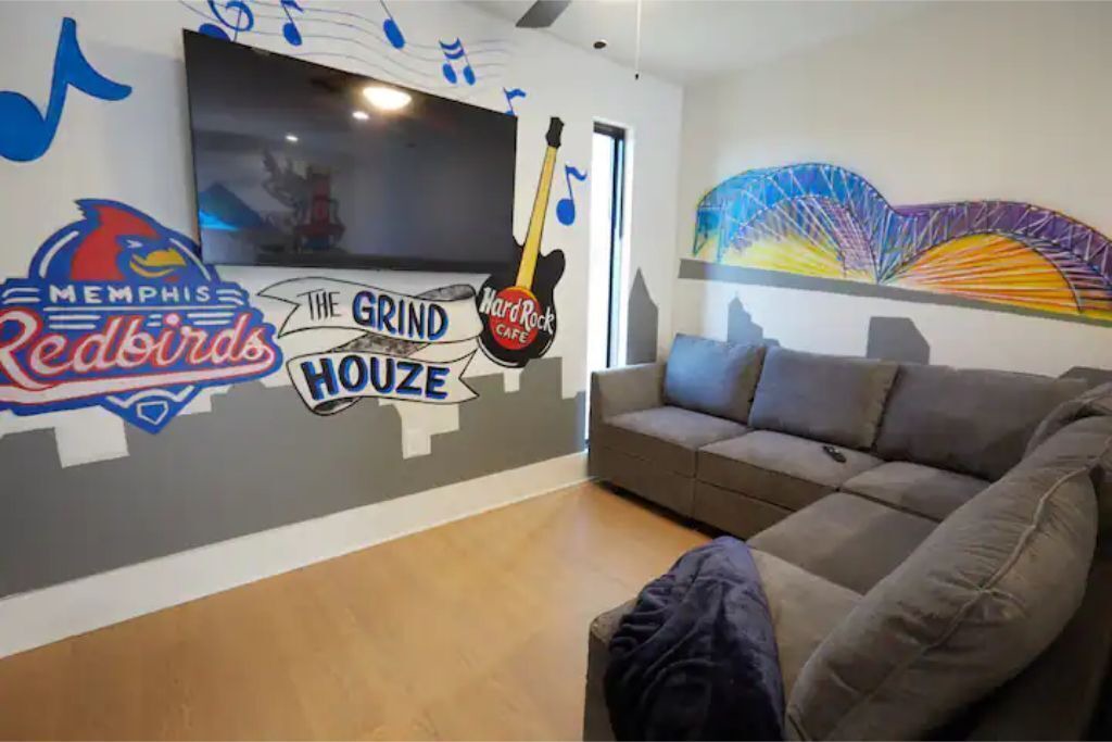 Photo of Livingroom in New Pathways