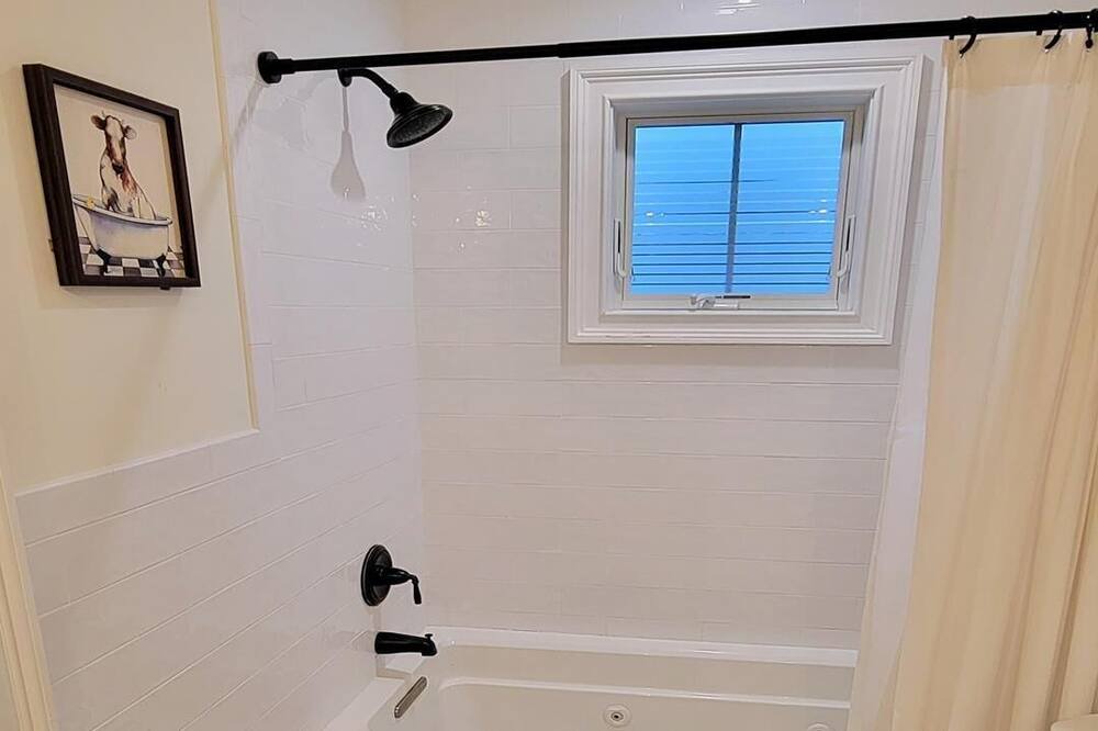 Photo of Bathroom in Holgate