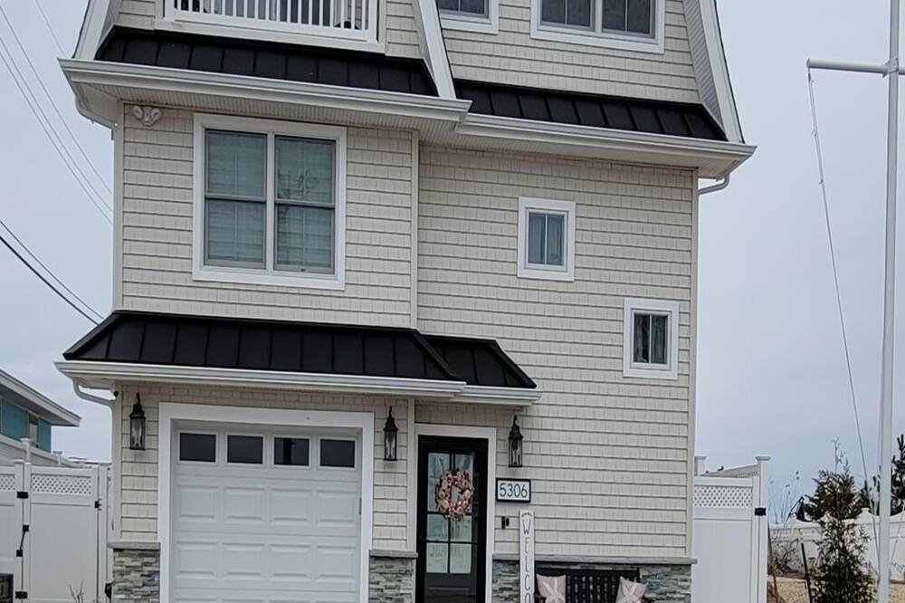 Photo of Outdoor in Holgate