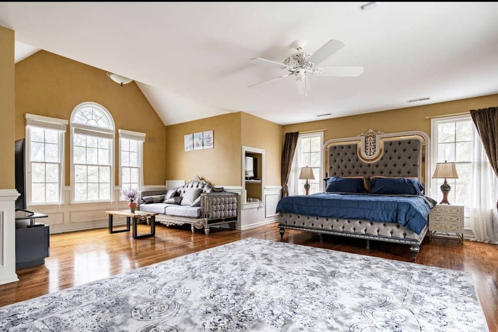 Photo of Bedroom in Medford