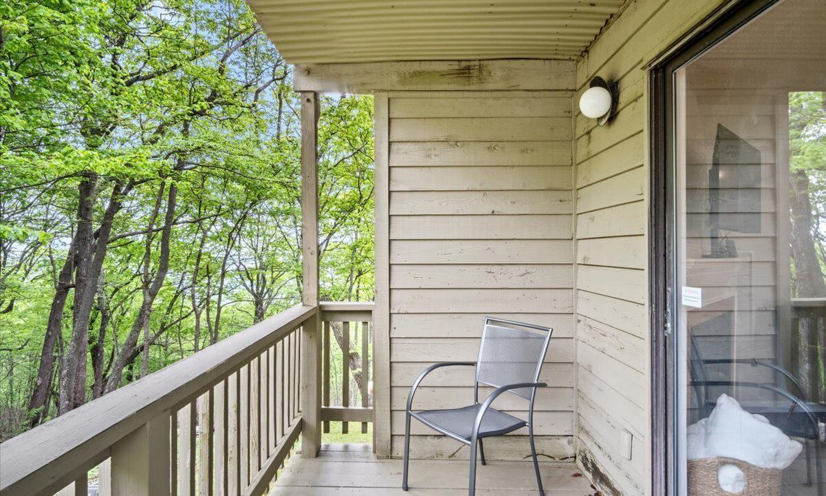 Photo of Outdoor in Ozone