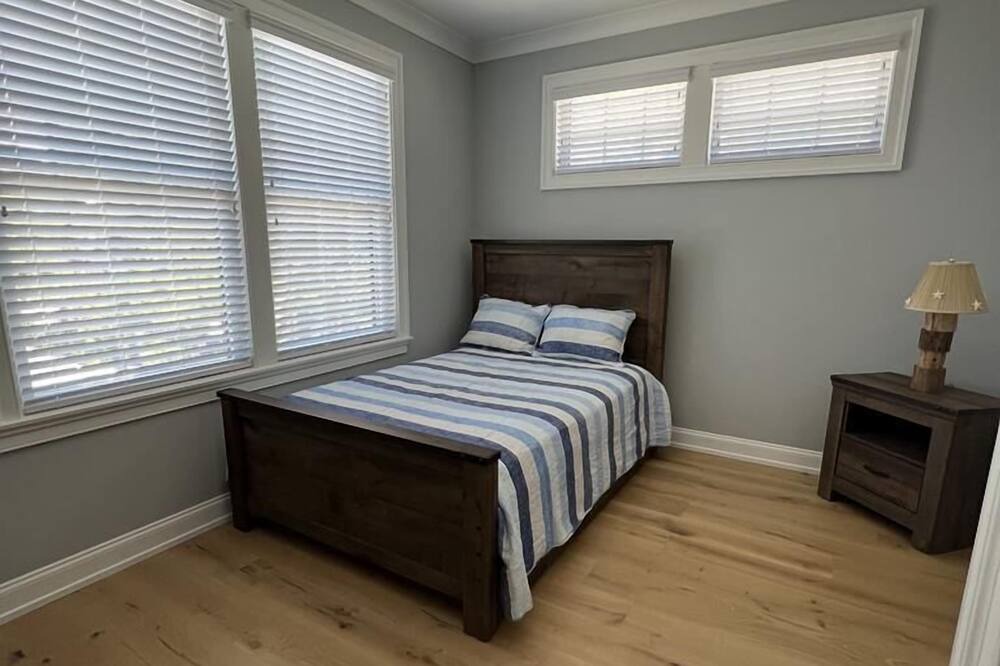 Photo of Bedroom in Beach Haven Terrace
