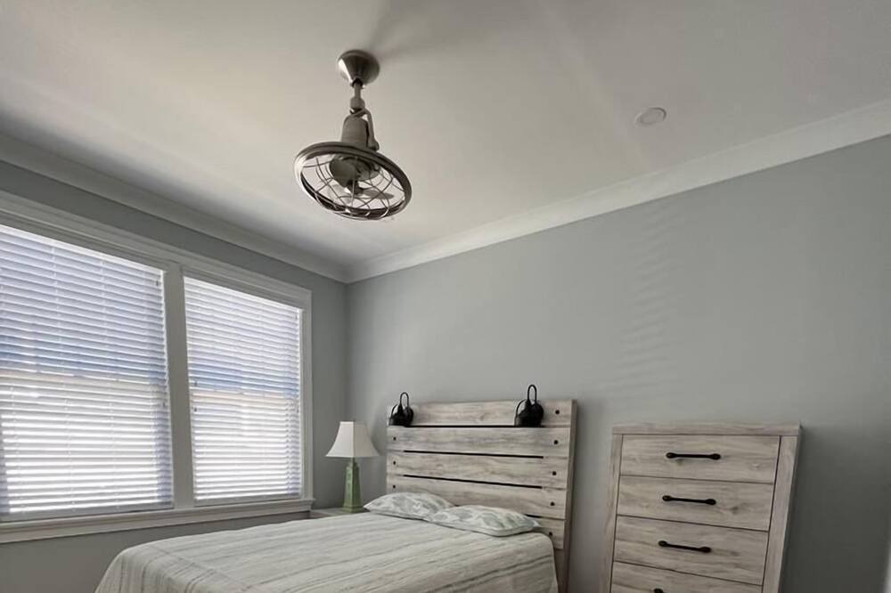 Photo of Bedroom in Beach Haven Terrace
