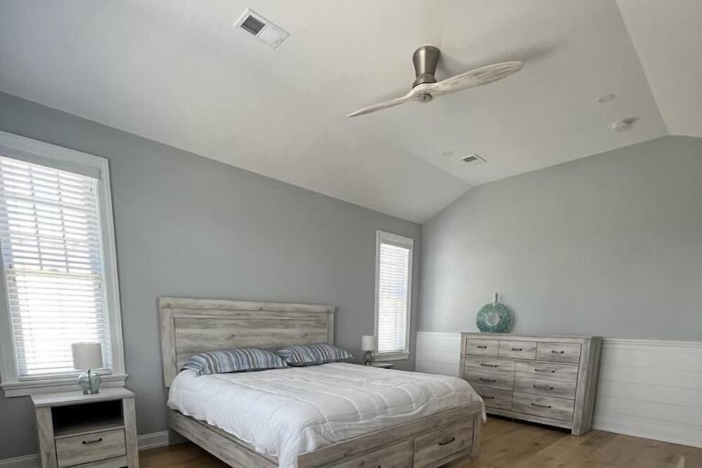 Photo of Bedroom in Beach Haven Terrace