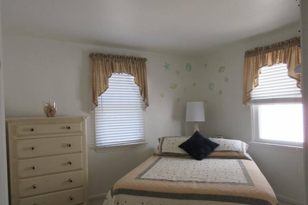 Photo of Bedroom in Surf City