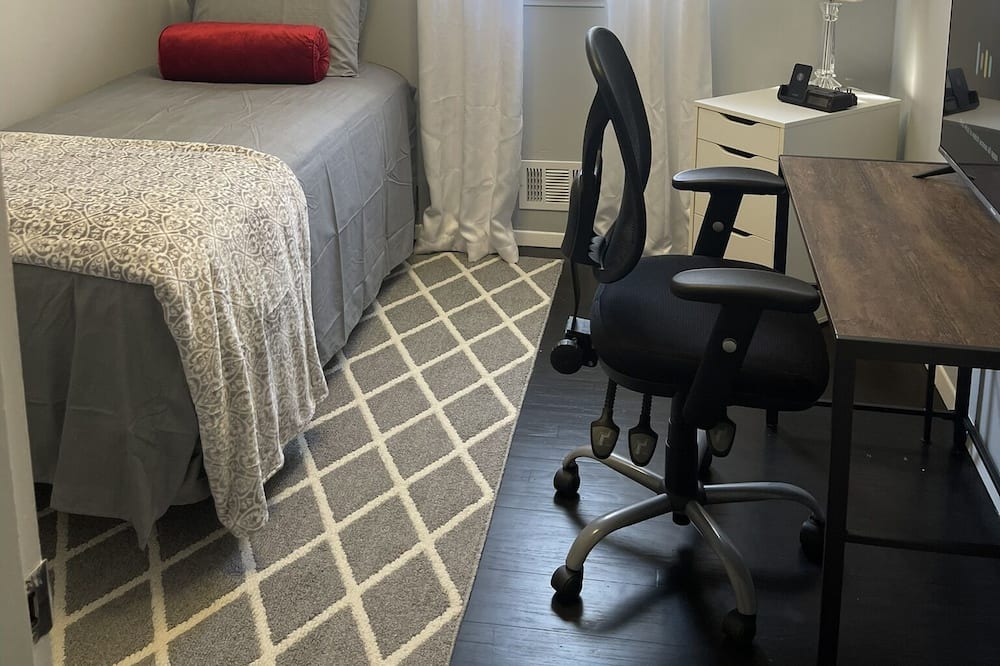 Photo of Bedroom in Ewing