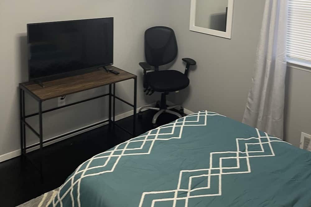 Photo of Bedroom in Ewing