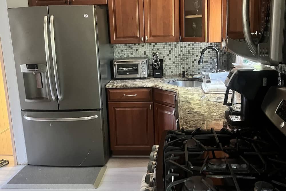 Photo of Kitchen in Ewing