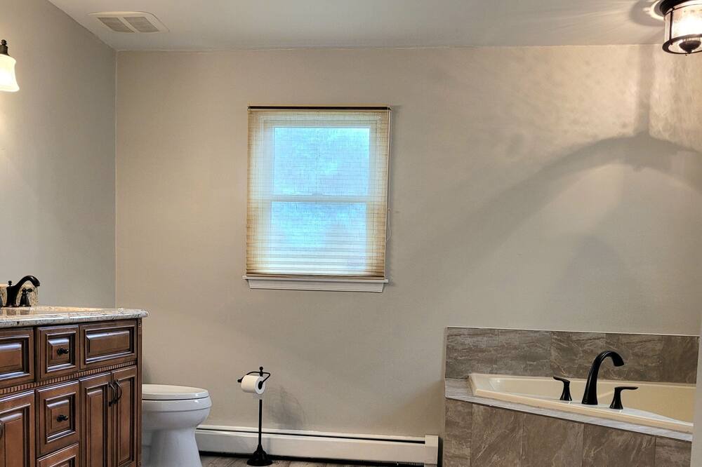 Photo of Bathroom in Absecon