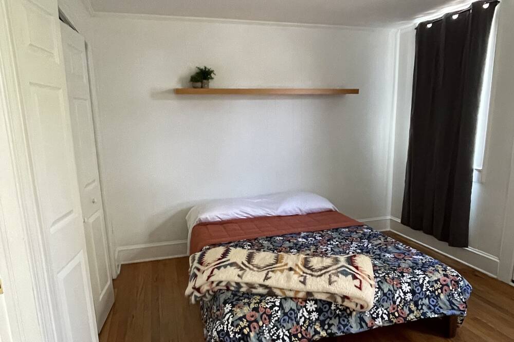 Photo of Bedroom in Aberdeen