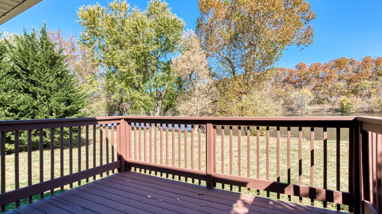 Photo of Outdoor in Belspring