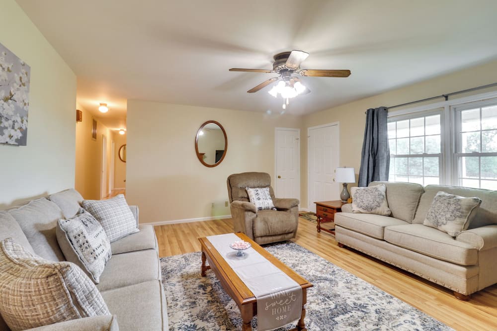 Photo of Livingroom in Rochelle