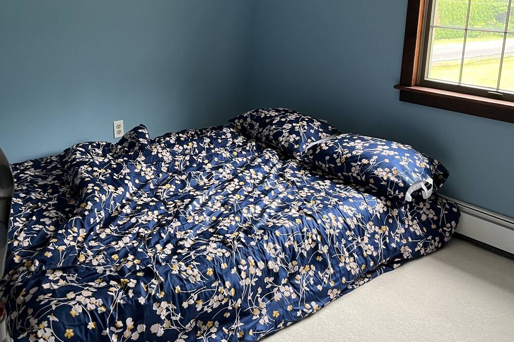 Photo of Bedroom in Green Creek