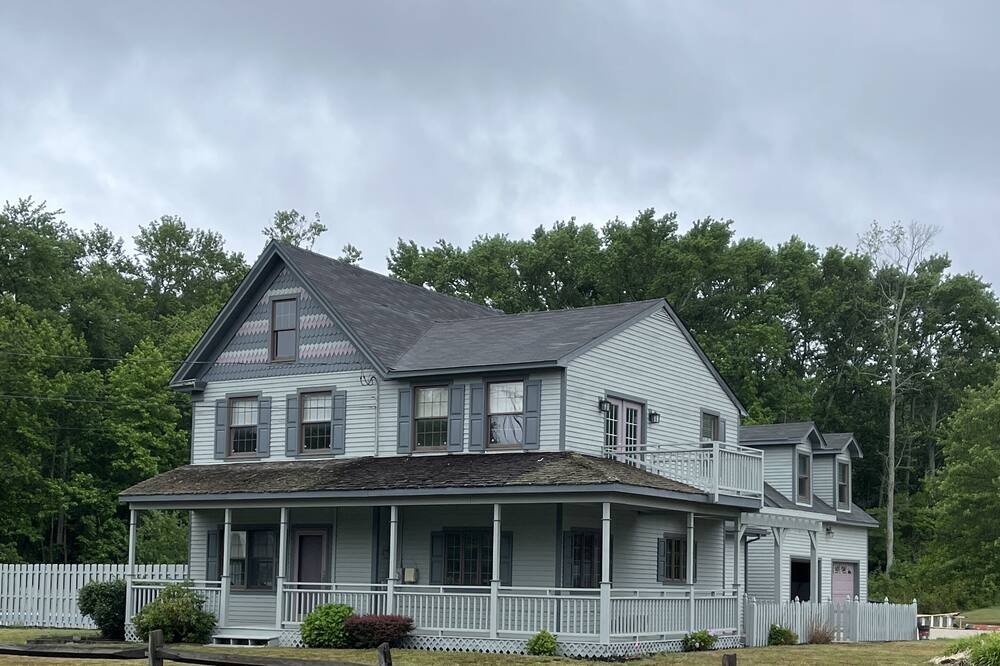 Photo of Outdoor in Green Creek