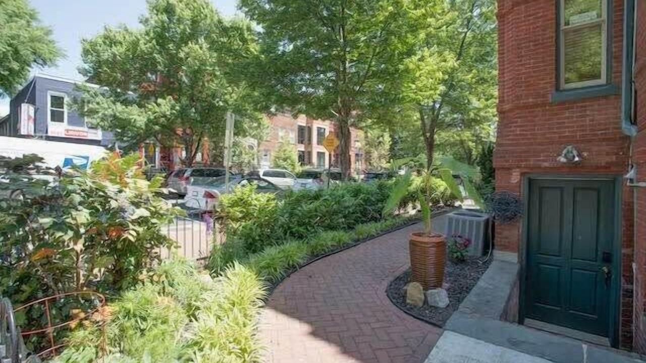 Photo of Outdoor in Mount Vernon Square