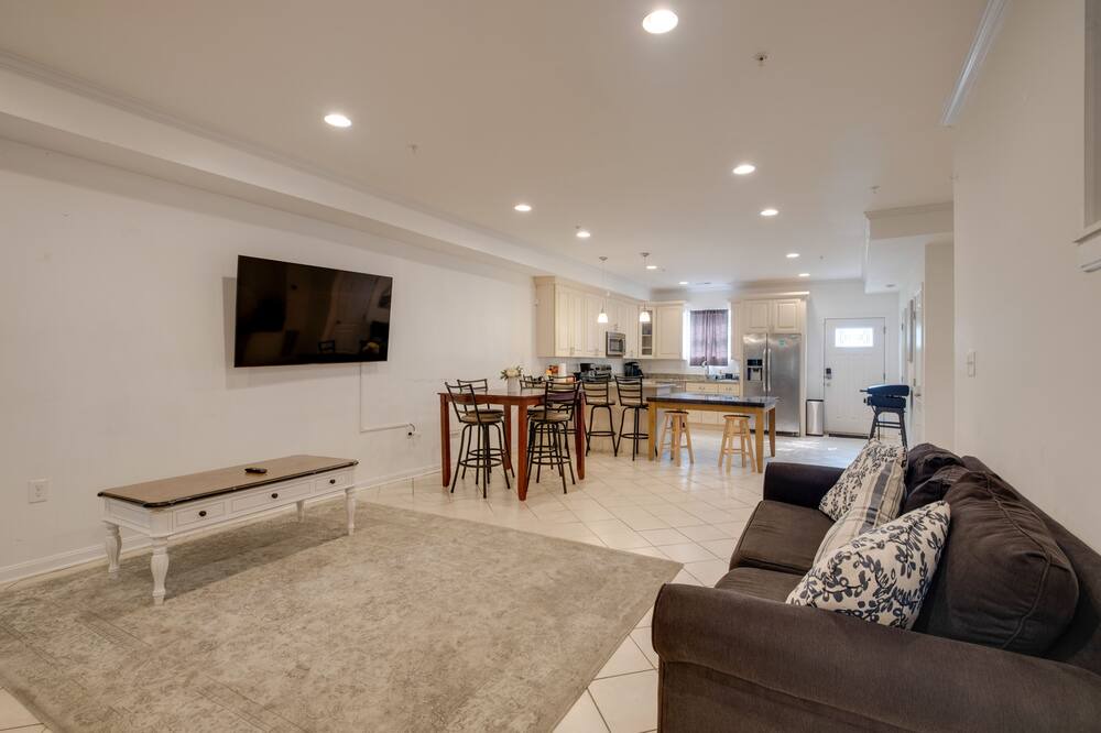 Photo of Livingroom in Southeast