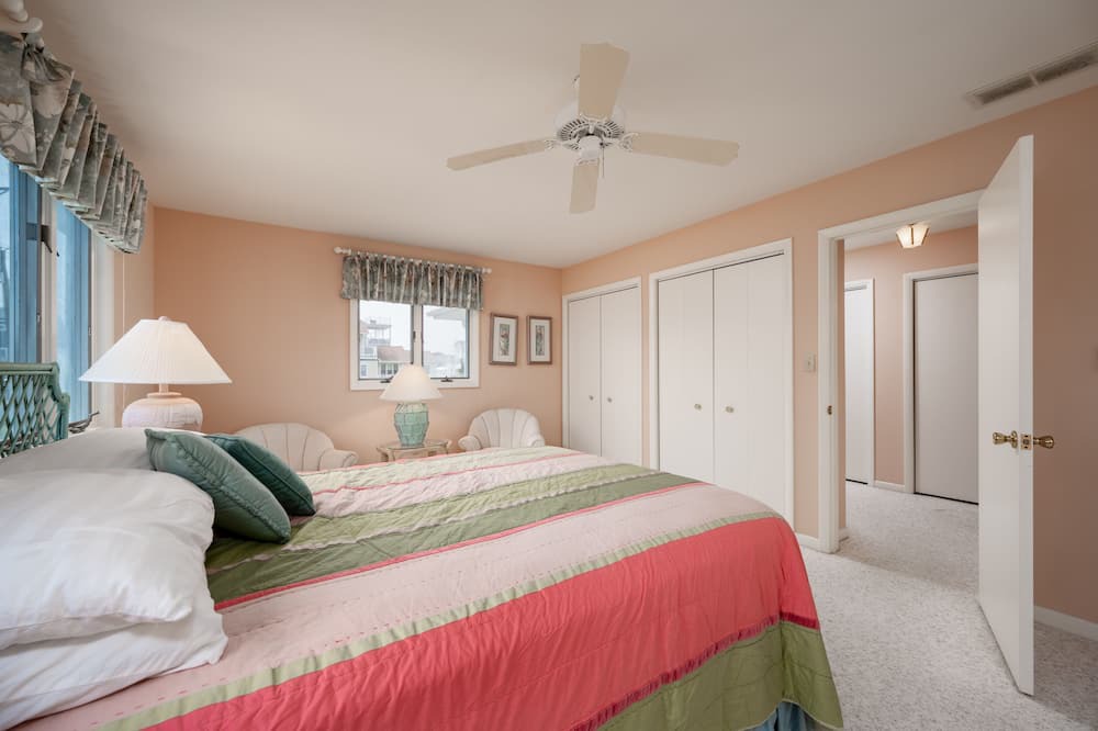Photo of Bedroom in South Bethany Harbor