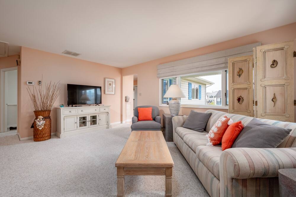 Photo of Livingroom in South Bethany Harbor