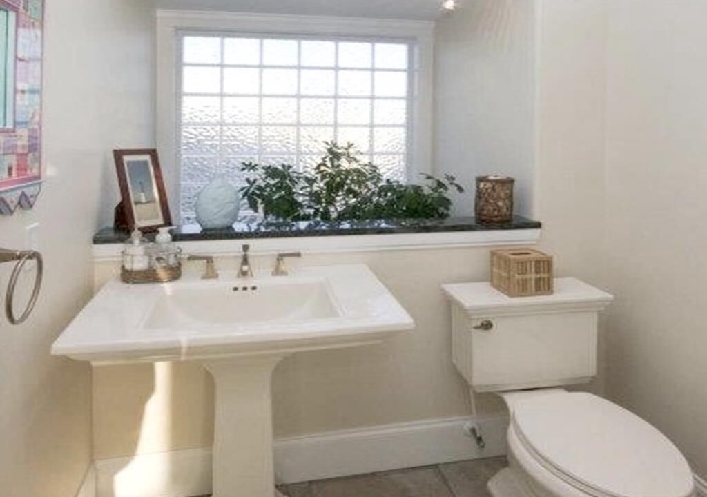 Photo of Bathroom in Surf City