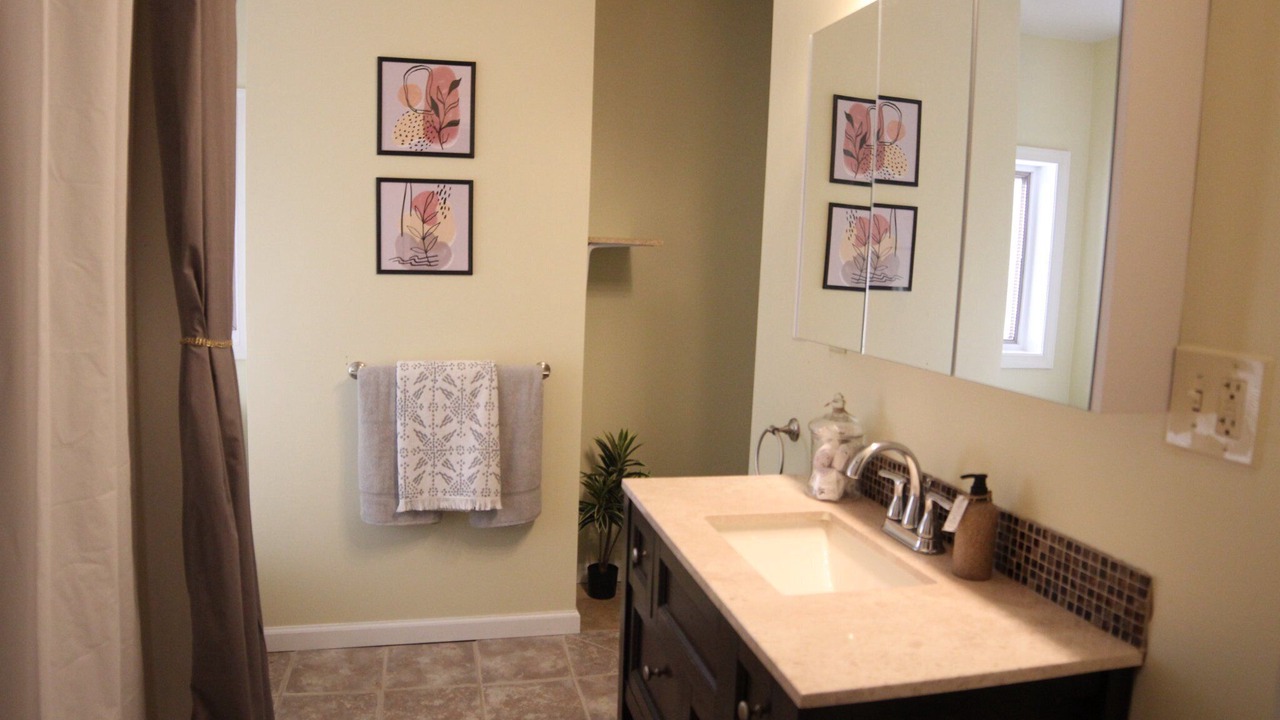 Photo of Bathroom in Dunmore