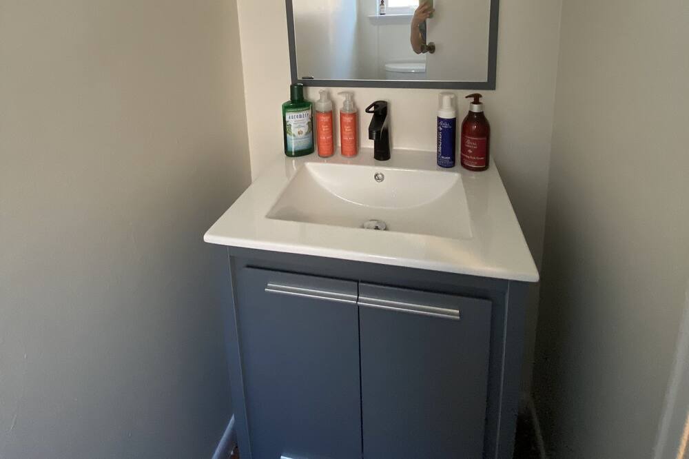 Photo of Bathroom in Fort Washington