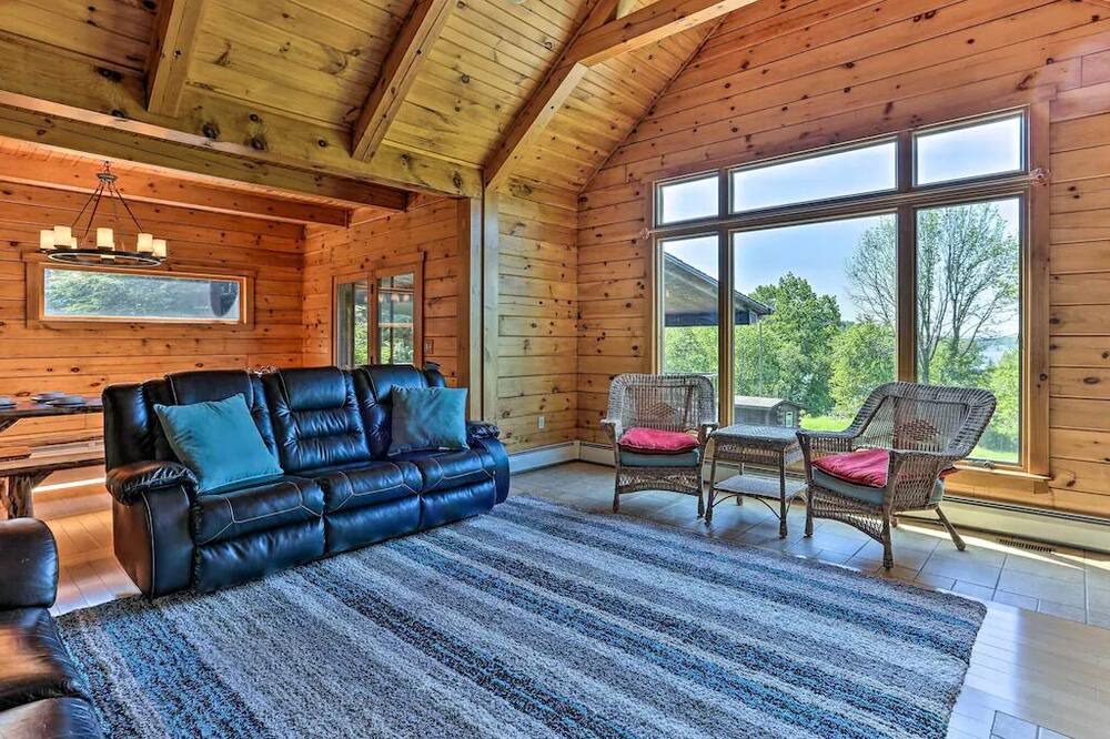Photo of Livingroom in Lake Ariel