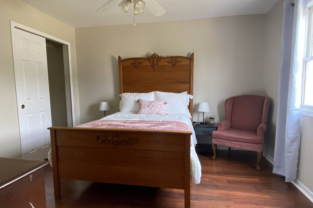 Photo of Bedroom in Perrysburg