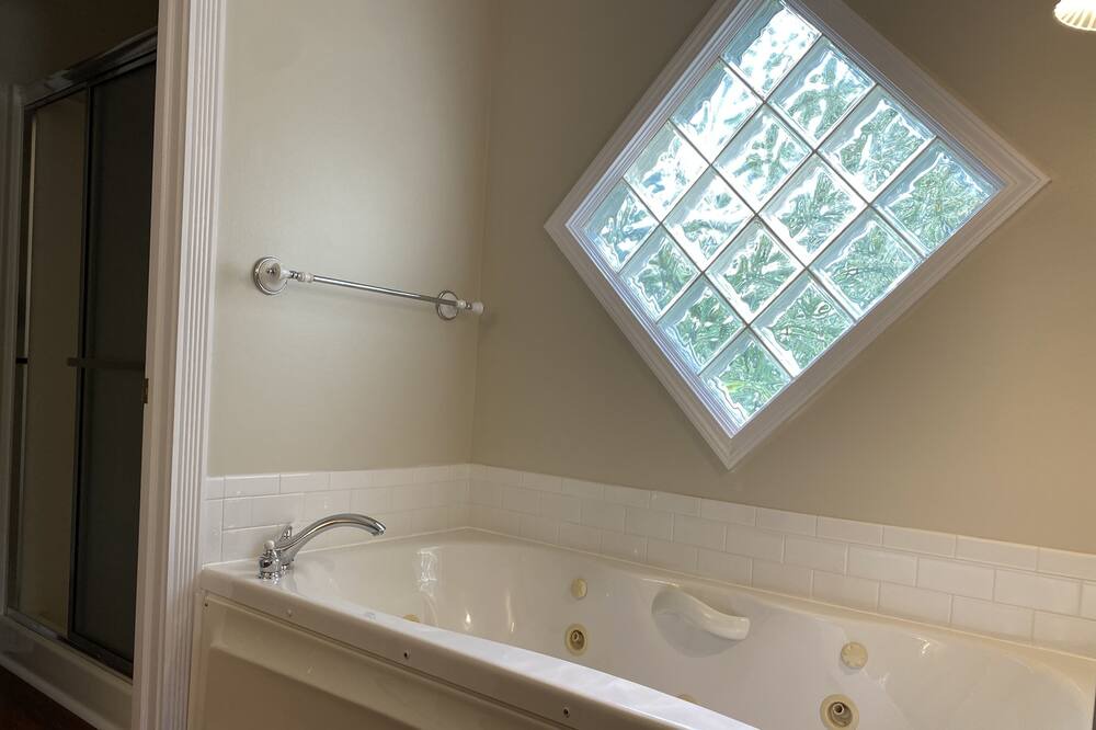 Photo of Bathroom in Perrysburg