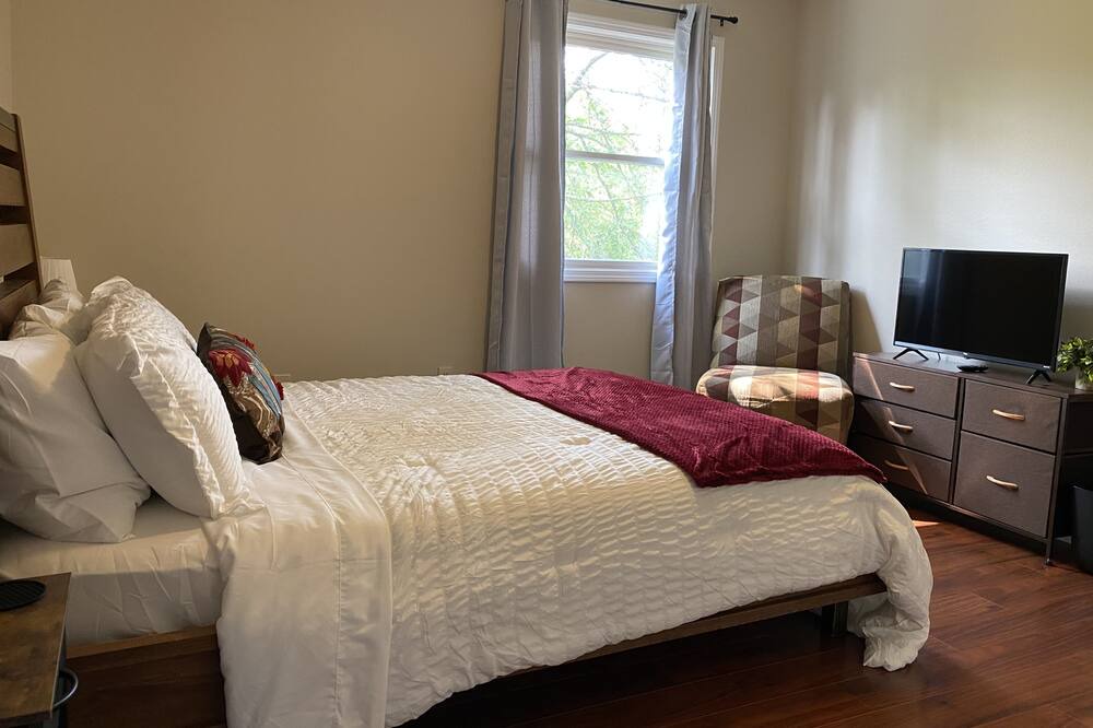 Photo of Bedroom in Perrysburg