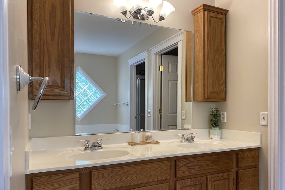 Photo of Bathroom in Perrysburg