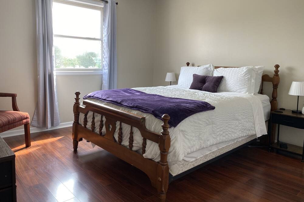 Photo of Bedroom in Perrysburg