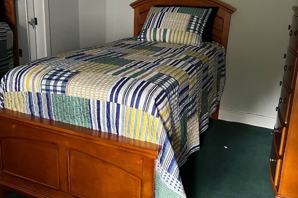 Photo of Bedroom in Phoenixville