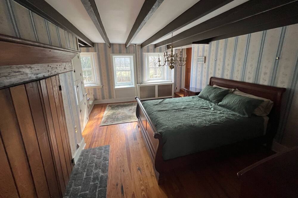 Photo of Bedroom in Phoenixville