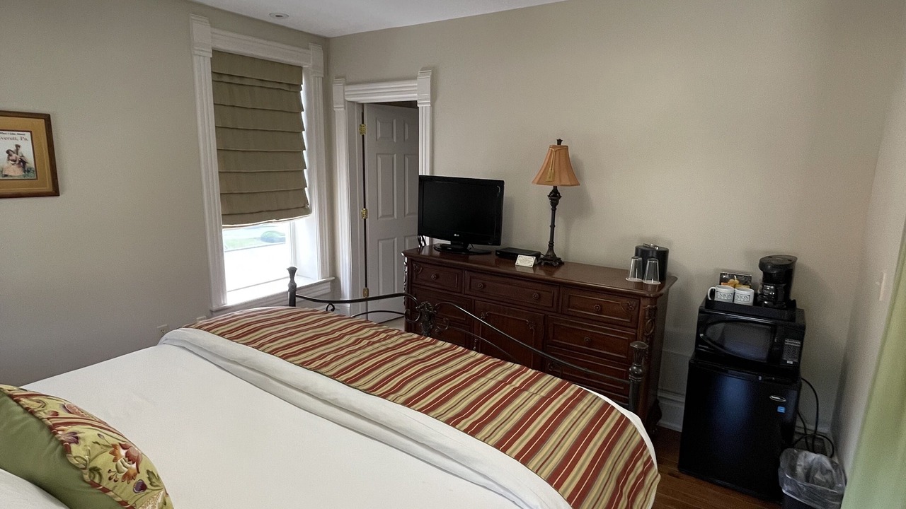 Photo of Bedroom in Everett