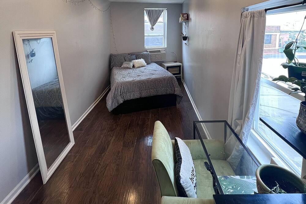 Photo of Bedroom in McGinley Square