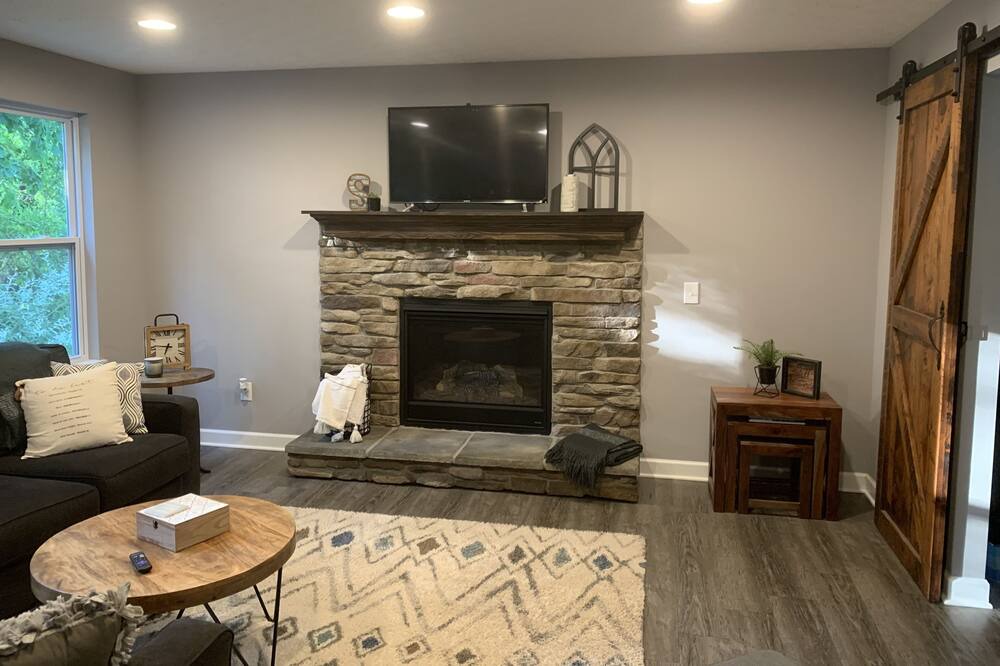 Photo of Livingroom in Howard