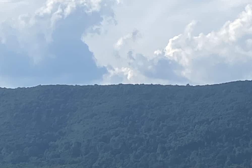 Photo of Outdoor in Newville