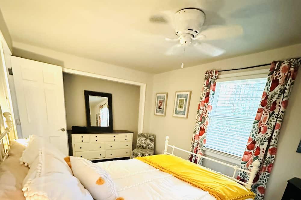 Photo of Bedroom in Severna Park