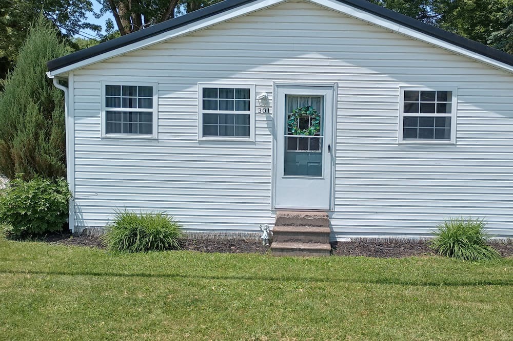 Photo of Outdoor in Edinboro