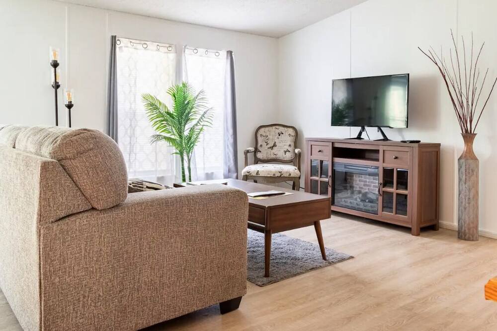 Photo of Livingroom in Powell