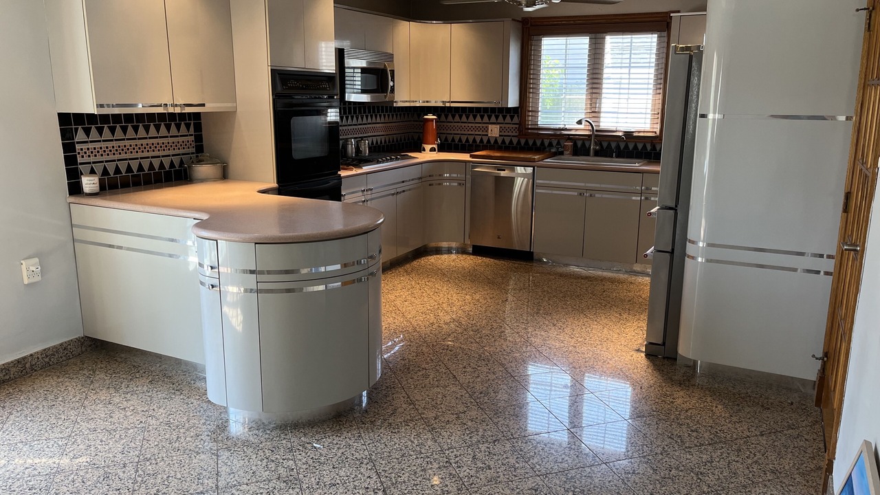 Photo of Kitchen in A-Zone