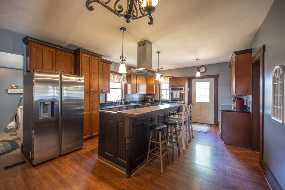 Photo of Kitchen in Winesburg