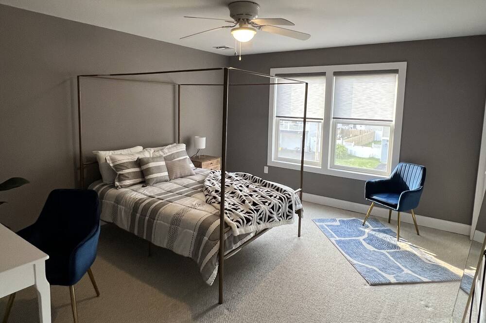 Photo of Bedroom in Keansburg