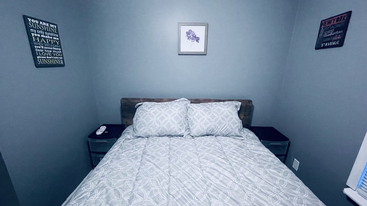 Photo of Bedroom in Cleveland