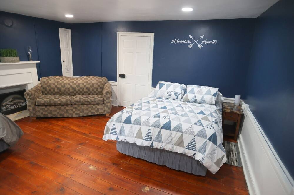 Photo of Bedroom in New Oxford