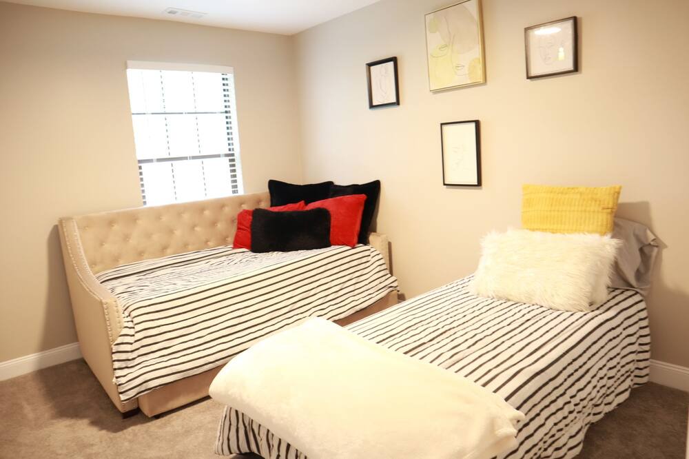 Photo of Bedroom in Blackwood