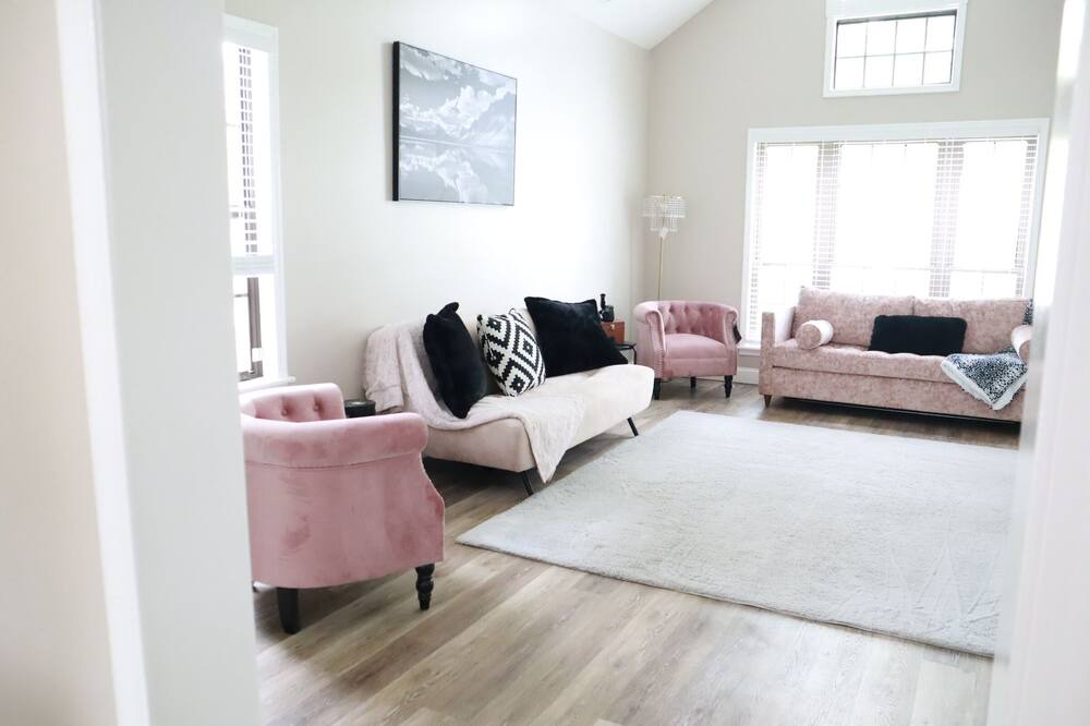 Photo of Livingroom in Blackwood